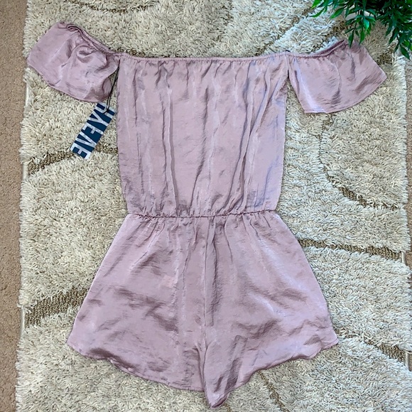NWT Hyfve Off the Shoulder Romper - Picture 2 of 2